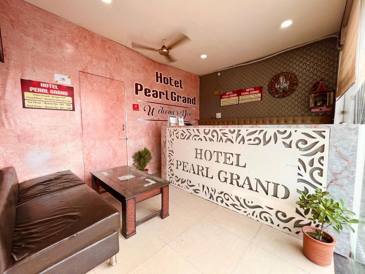 The Pearl Grand, Top Rated & Most Awarded Property In Chandigarh Hotell Zirakpur Exteriör bild